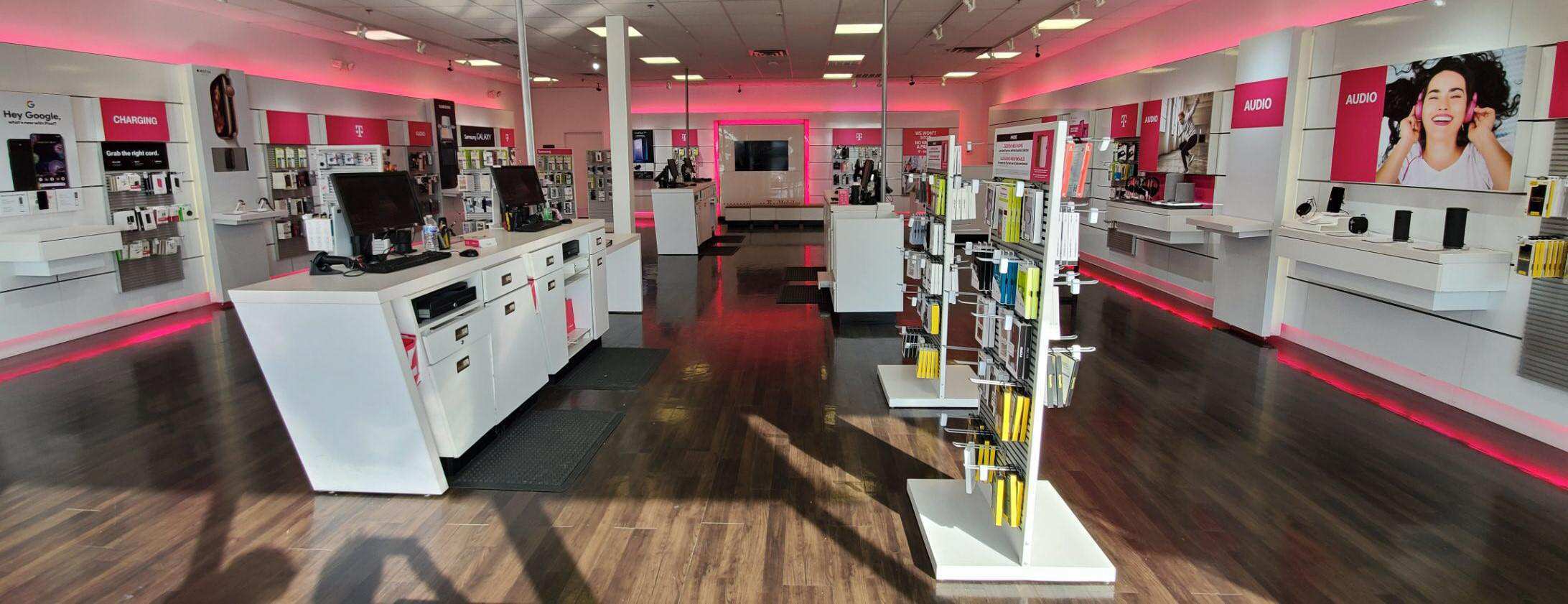 T Mobile Store At 5510 South Interstate 35 340 Austin Tx T Mobile