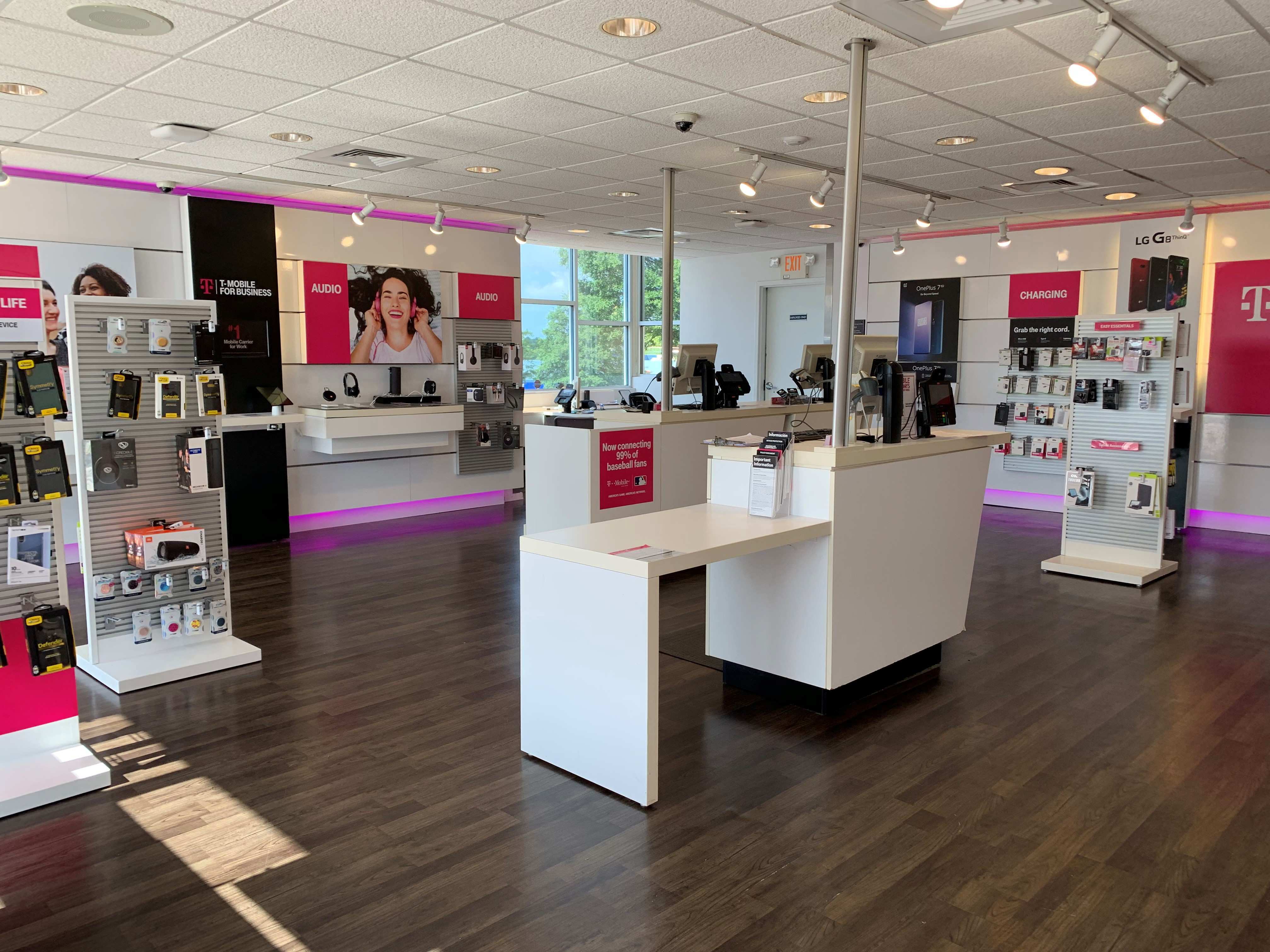 T-Mobile Store at 3695 New Bern Ave Na, Raleigh, NC | T-Mobile