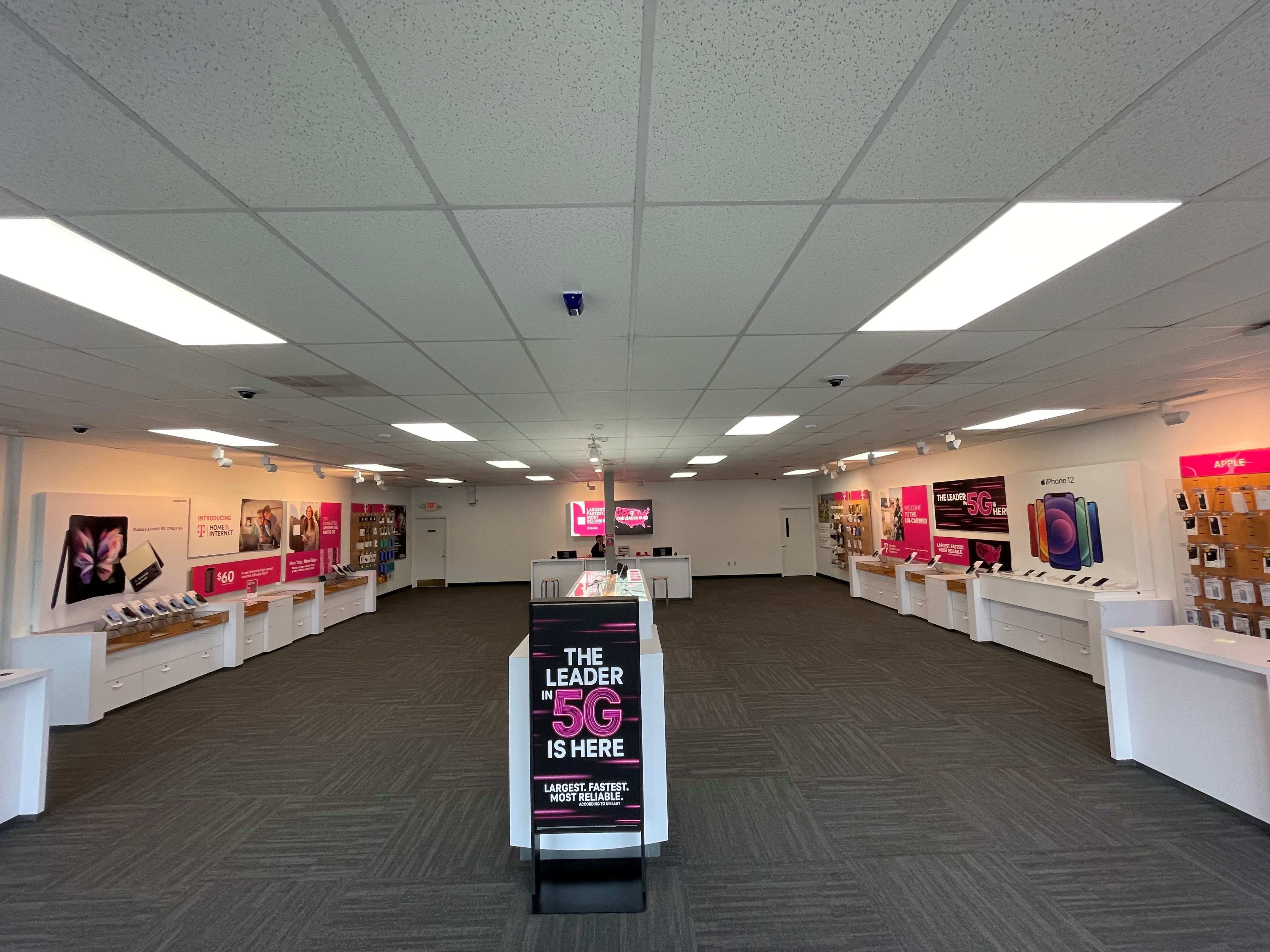 T Mobile Store At 920 S Main St Woodstock Va T Mobile