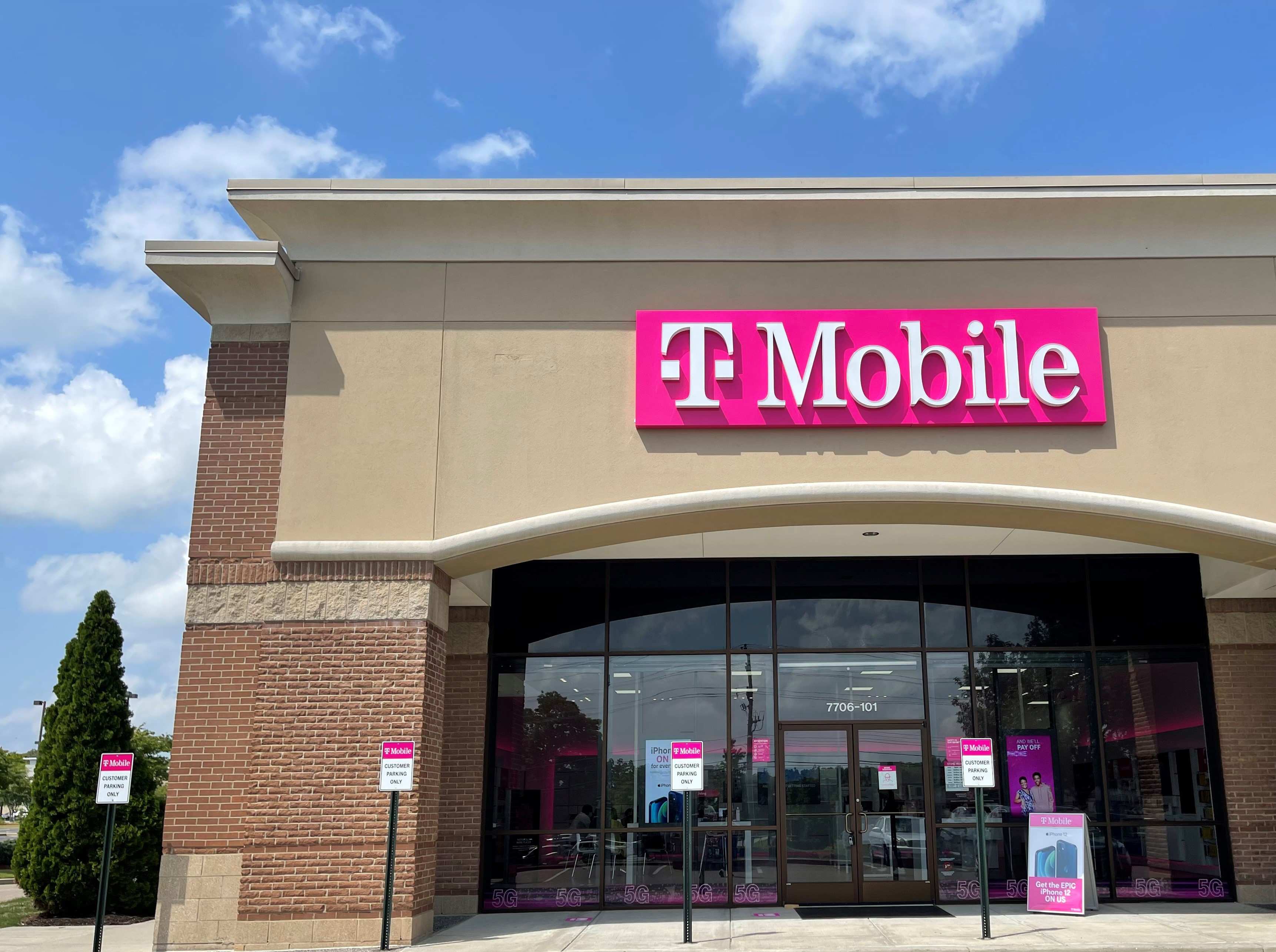 T Mobile Store At 7706 Winchester Rd 101 Memphis Tn T Mobile